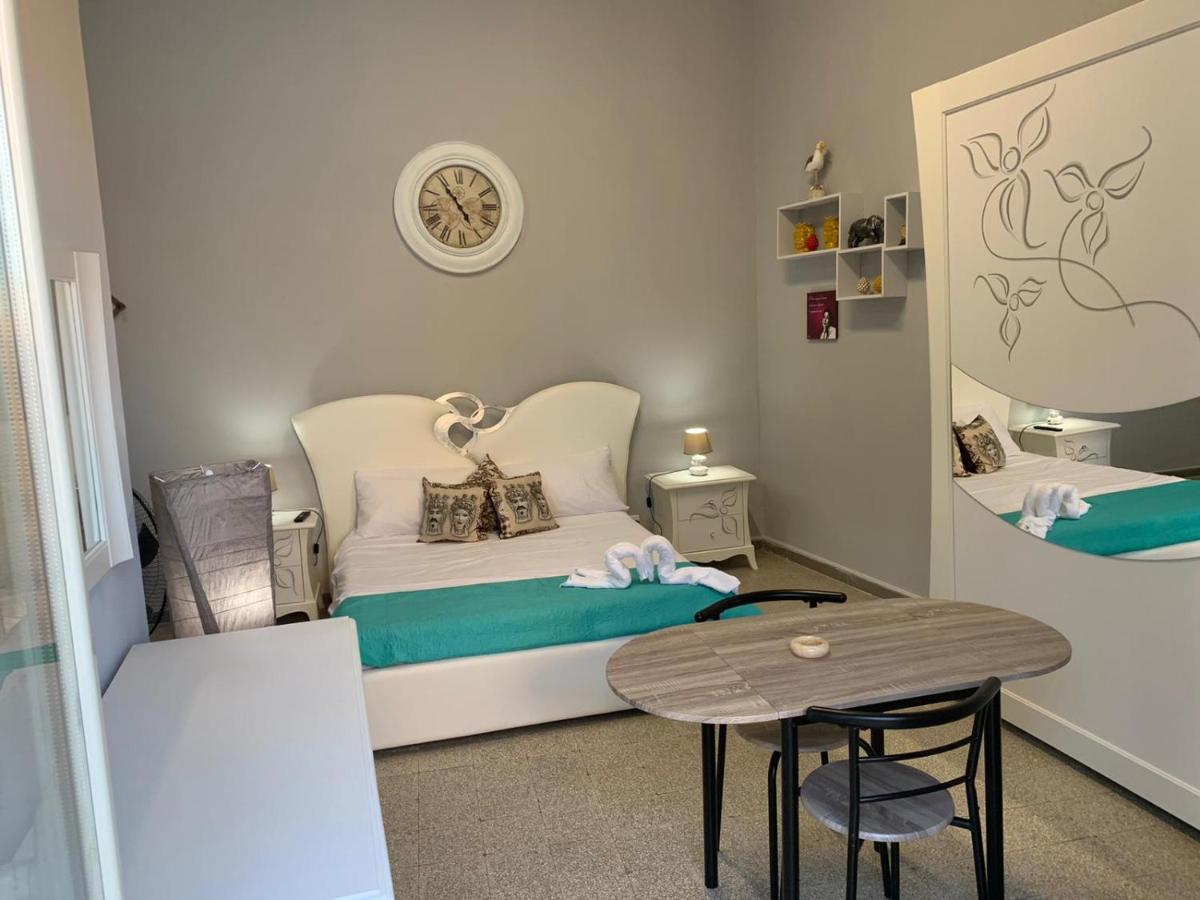 La Casetta Apartment Termini Imerese Luaran gambar
